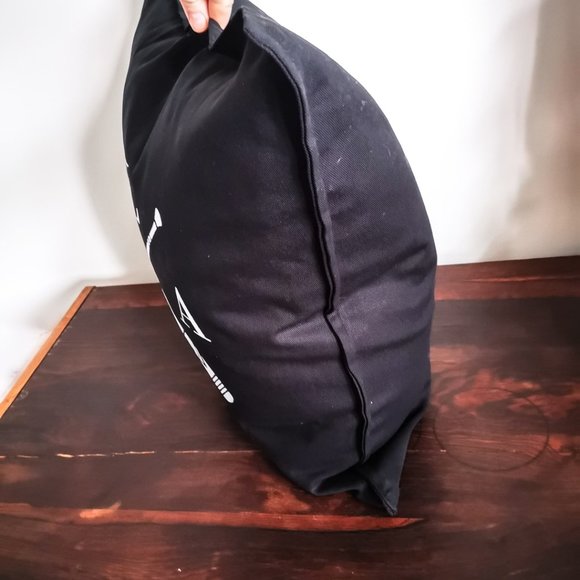 This way to the lake throw pillow cover - Picture 3 of 3